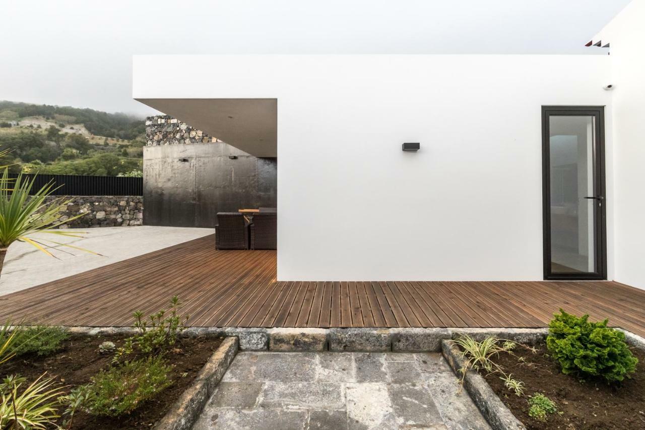 Azaleas Guest House Ribeira Cha Exterior foto